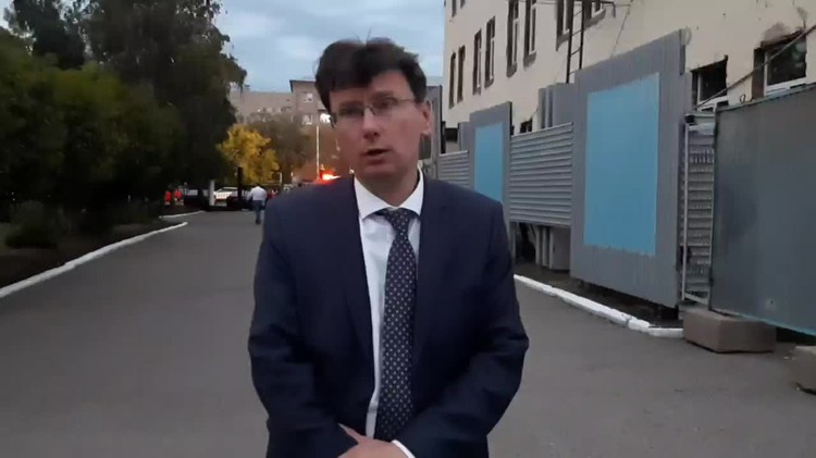 заявление на увольнение по собственному желанию образец. почему директора школ увольняются. увольнение директора ран. хачетлов николай николаевич. школа 2009 директор.